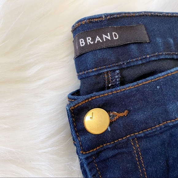 J Brand 811 Mid Rise Dark Wash Skinny Jeans - Picture 4 of 8